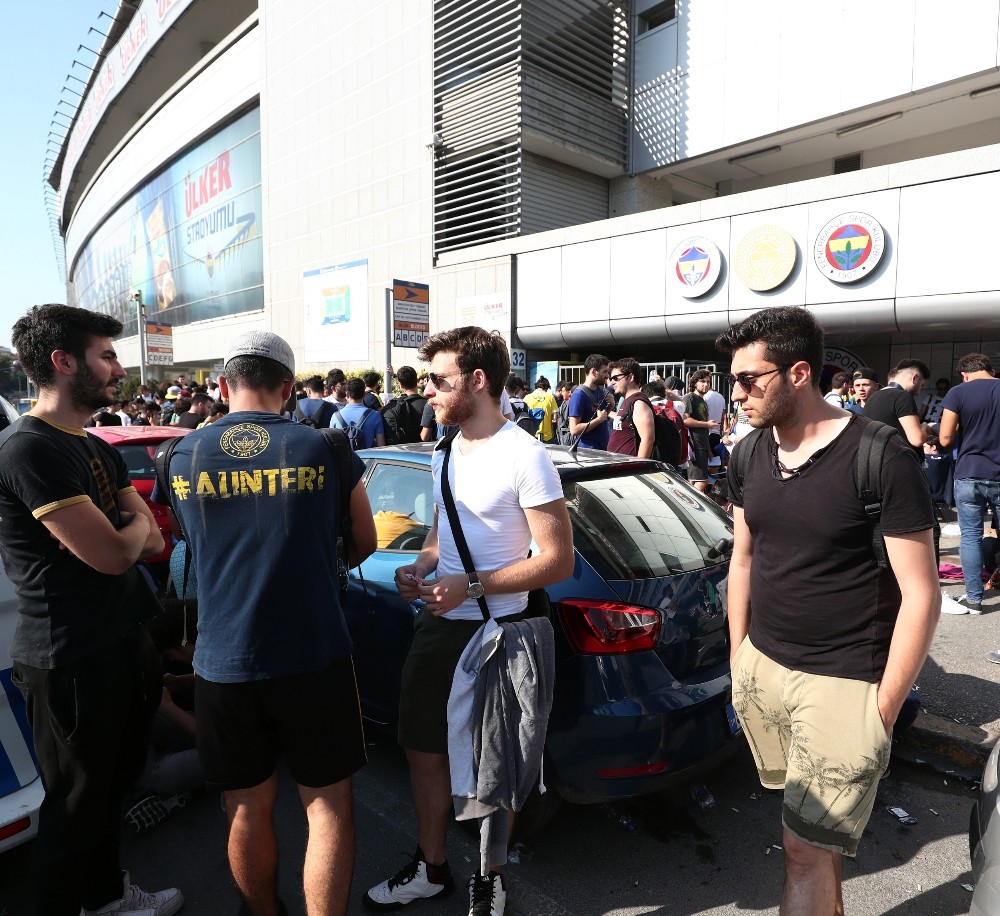 Fenerbahçe’de ‘Öğrenci Tribünü’ kombine satışları başladı