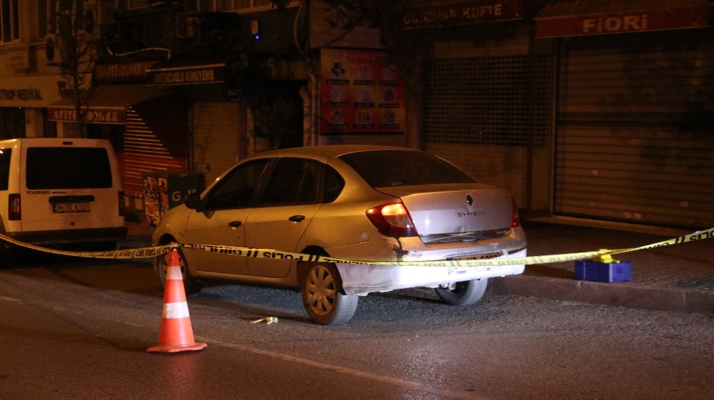 Aracını vermek istemeyince bıçaklandı