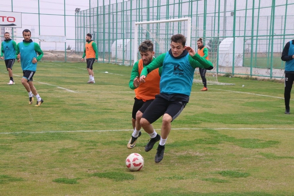 Şanlıurfaspor, Konya Anadolu Selçukspor maçı hazırlıklarını sürdürüyor