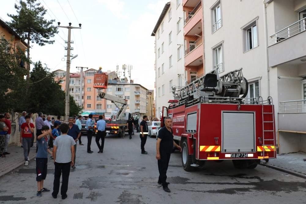 Sivas’ta patlama paniğe neden oldu