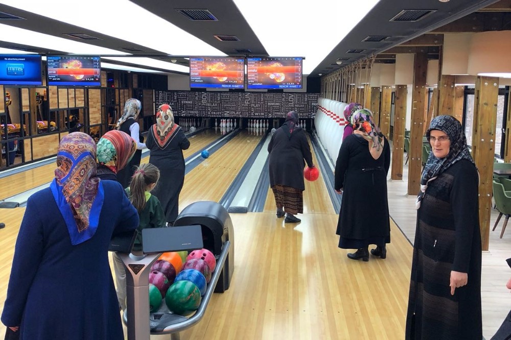 Hayatlarında ilk kez bowling oynadılar