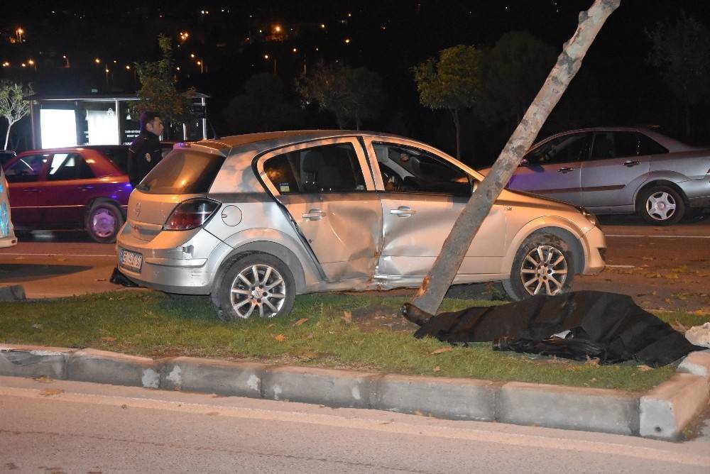 Refüjdeki ağaca çarpan otomobil takla attı: 1 ölü