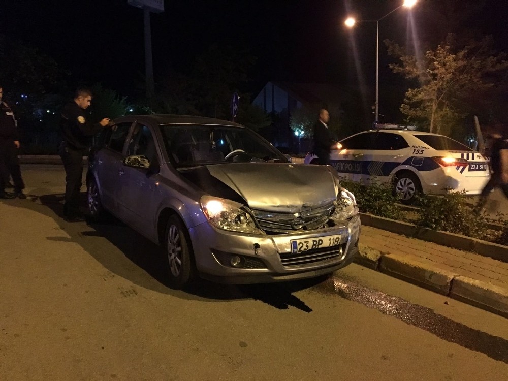 Elazığ’da 2 ayrı trafik kazası: 13 yaralı