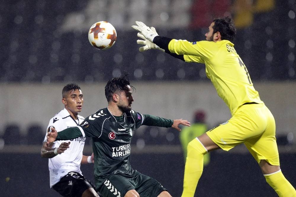 UEFA Avrupa Ligi: Vitoria Guimaraes: 1 - Atiker Konyaspor: 1 (Maç sonucu)