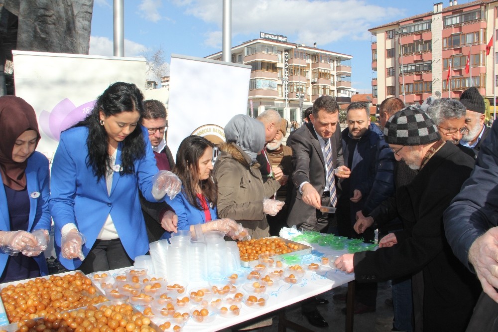 Şehit Akpınar için lokma dağıtıldı