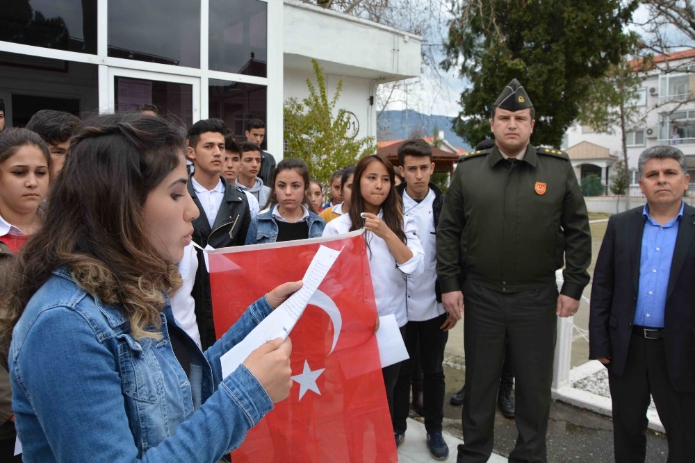 Köyceğizli öğrencilerden Mehmetçik’e mektuplu destek