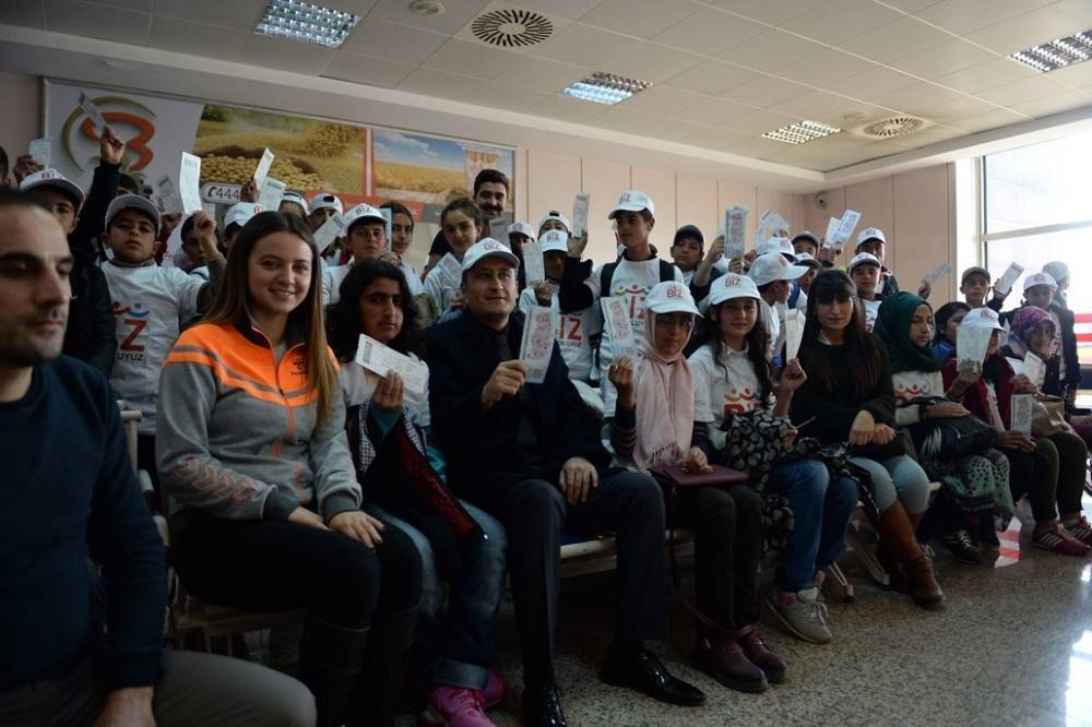 Erzurumlu öğrenciler Bursa’ya uğurlandı