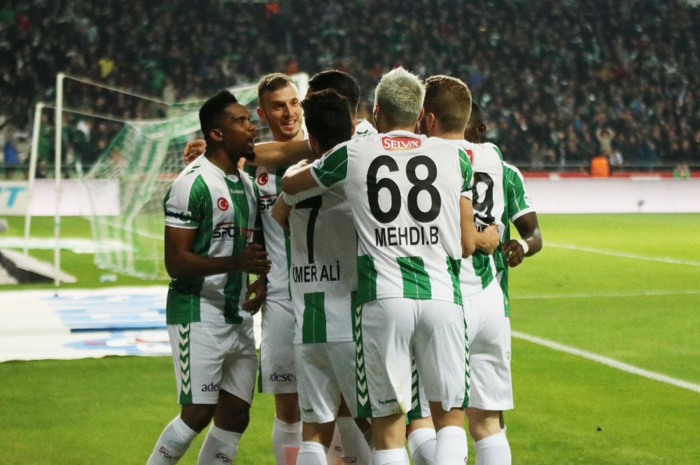 Spor Toto Süper Lig: Atiker Konyaspor: 1 - Beşiktaş: 1 (Maç sonucu)