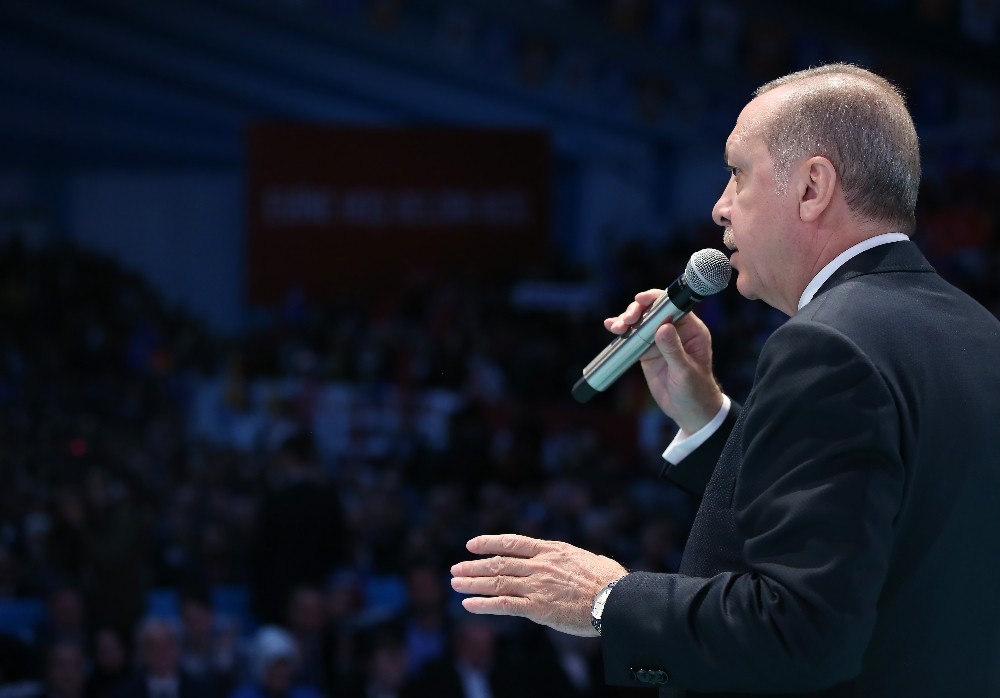 Cumhurbaşkanı Erdoğan: “İstedikleri kadar kur silahı kullansınlar bizdeki zırh farklı bir zırhtır”