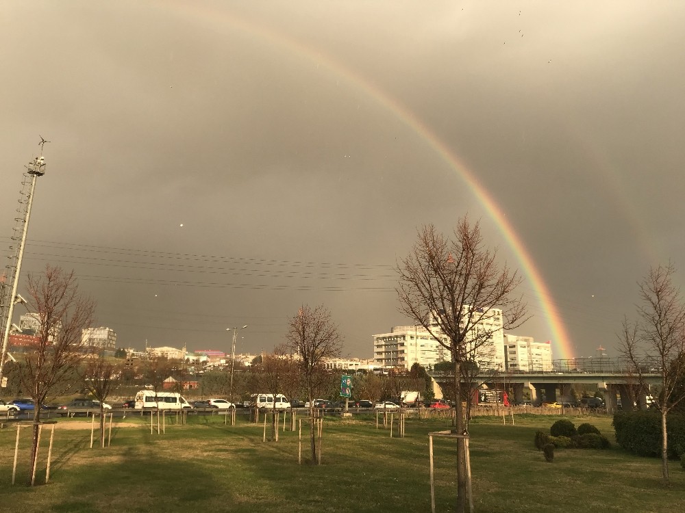 İstanbul’da çift gökkuşağı sürprizi