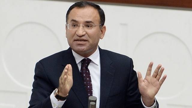 Bekir Bozdağ; 'Taşeron Yasası Aralık Ayın'da TBMM’ye gelecek ve yasalaştırılacaktır'