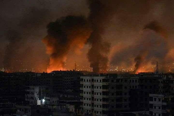 Hama’da rejim ve İran Devrim Muhafızlarının bulunduğu tugayda şiddetli patlamalar meydan geldi: 38 ölü 57 yaralı