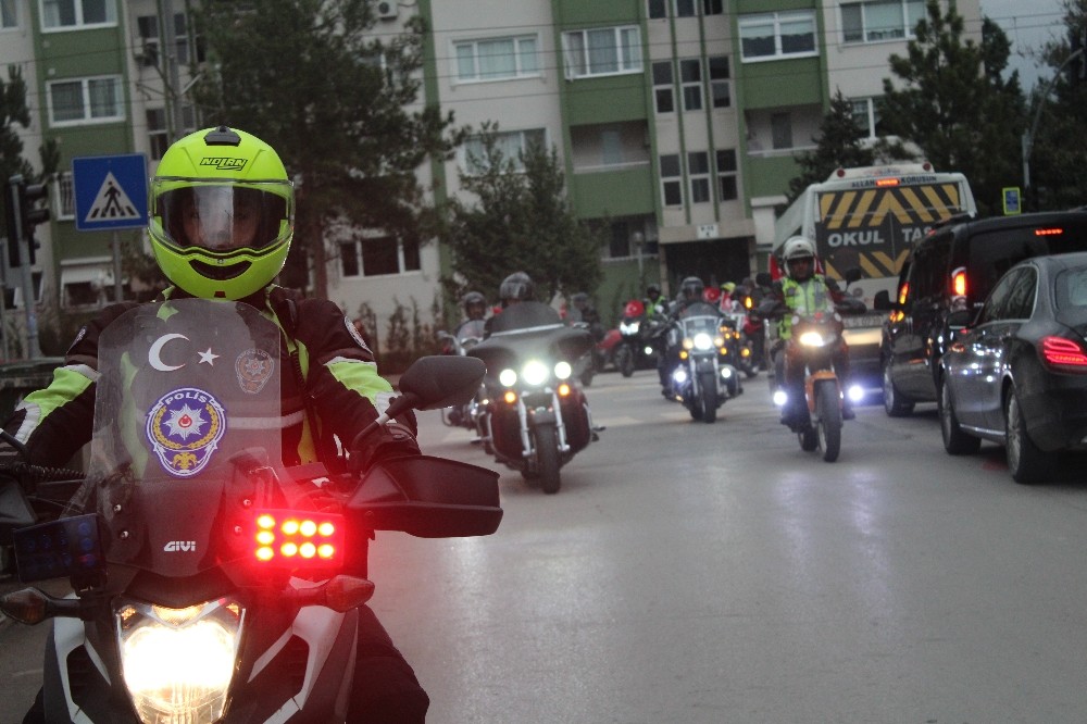 Motosiklet tutkunları, motorlarını Afrin için sürdüler