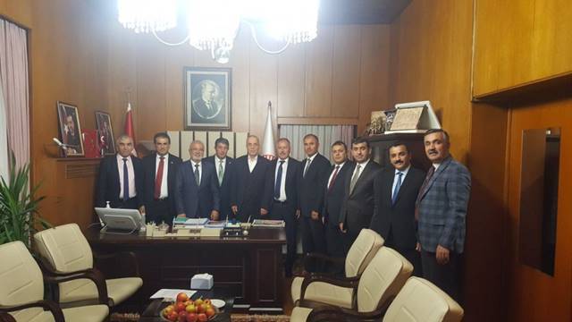 Türk-İş Başkanı Ergün Atalay TBMM'de toplantıya katıldı