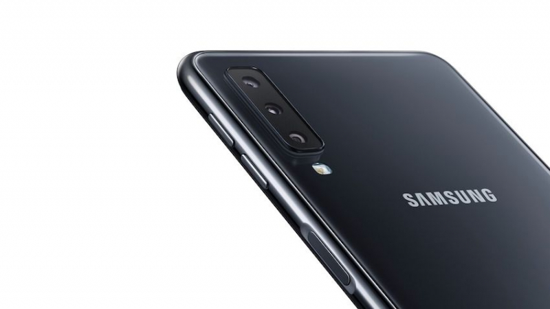 Üç Kameralı Samsung Galaxy A7 Özellikleri ve Fiyatı