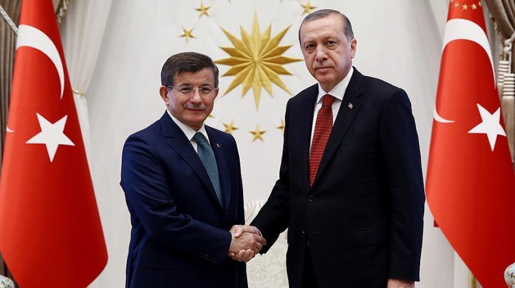 Yerel Seçimler Öncesi Davutoğlu Sürprizi