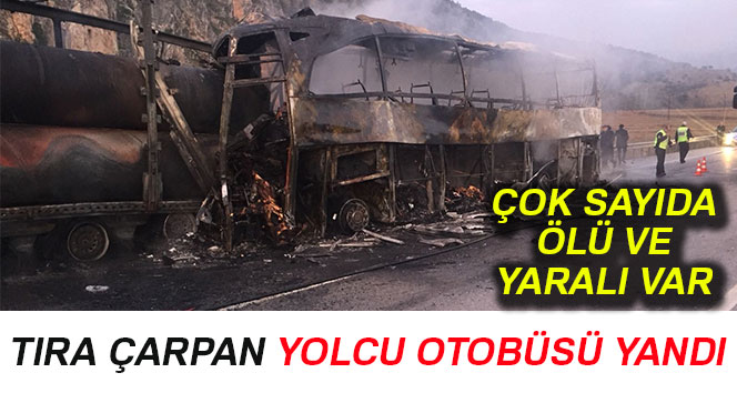 Yolcu otobüsü tıra çarptı: 6 ölü, çok sayıda yaralı var