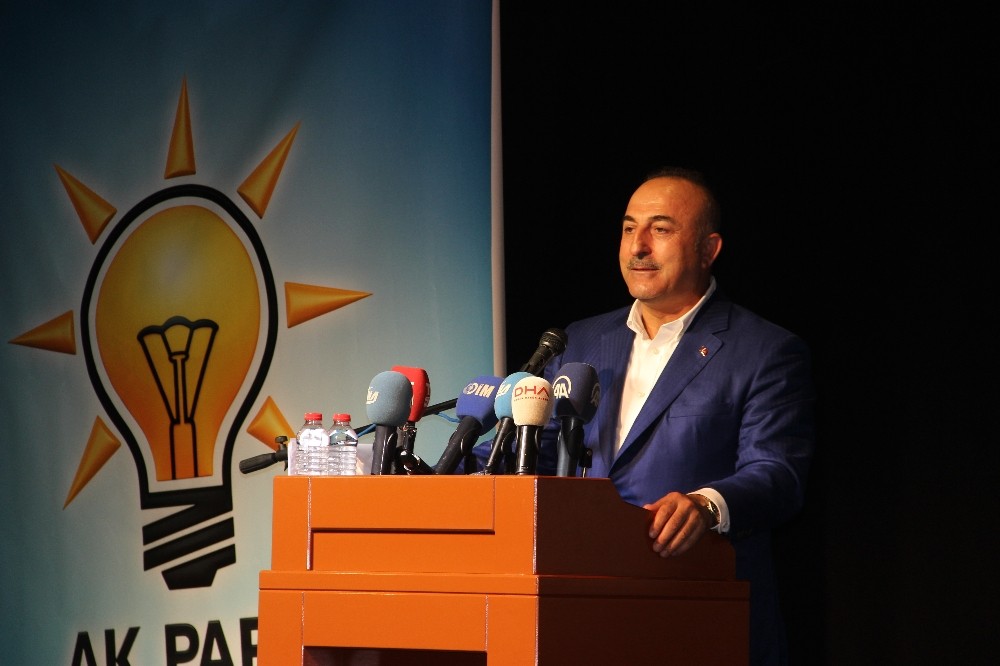Dışişleri Bakanı Çavuşoğlu: ”Doğru ile yanlışı çok iyi ayırt edelim”