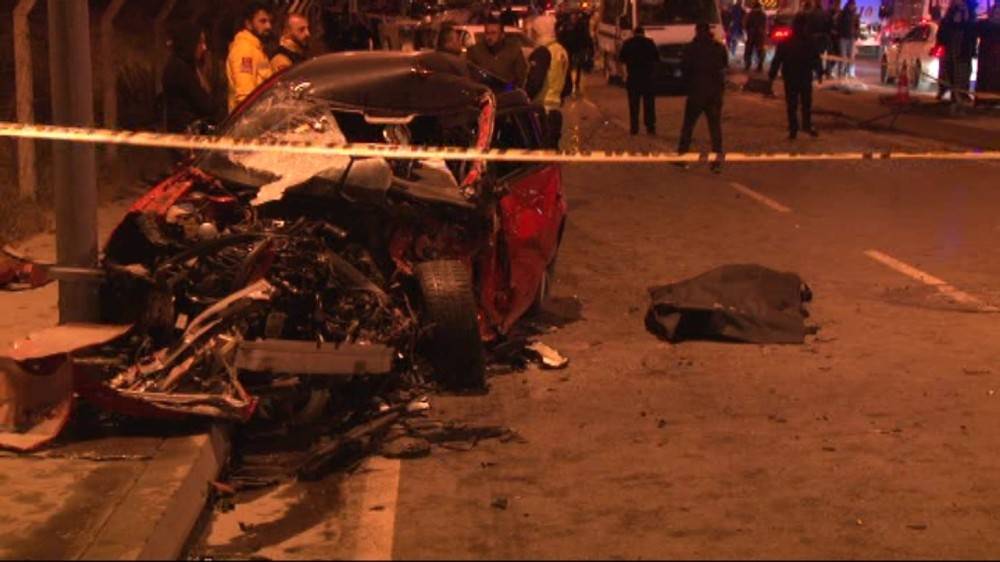 Maltepe’de zincirleme trafik kazası: 1 ölü 1 yaralı