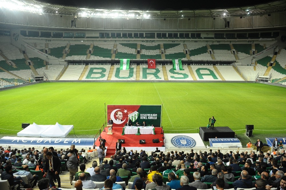 Bursaspor’da olağan genel kurulun ilk oturumu yapıldı