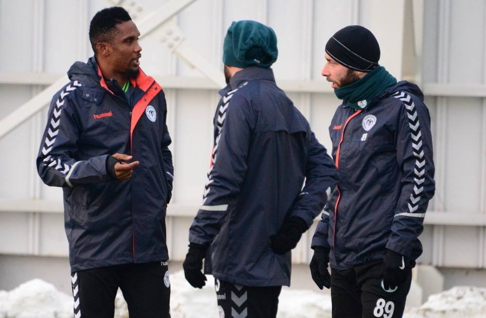 Atiker Konyaspor’da Eto’o ilk antrenmanına çıktı