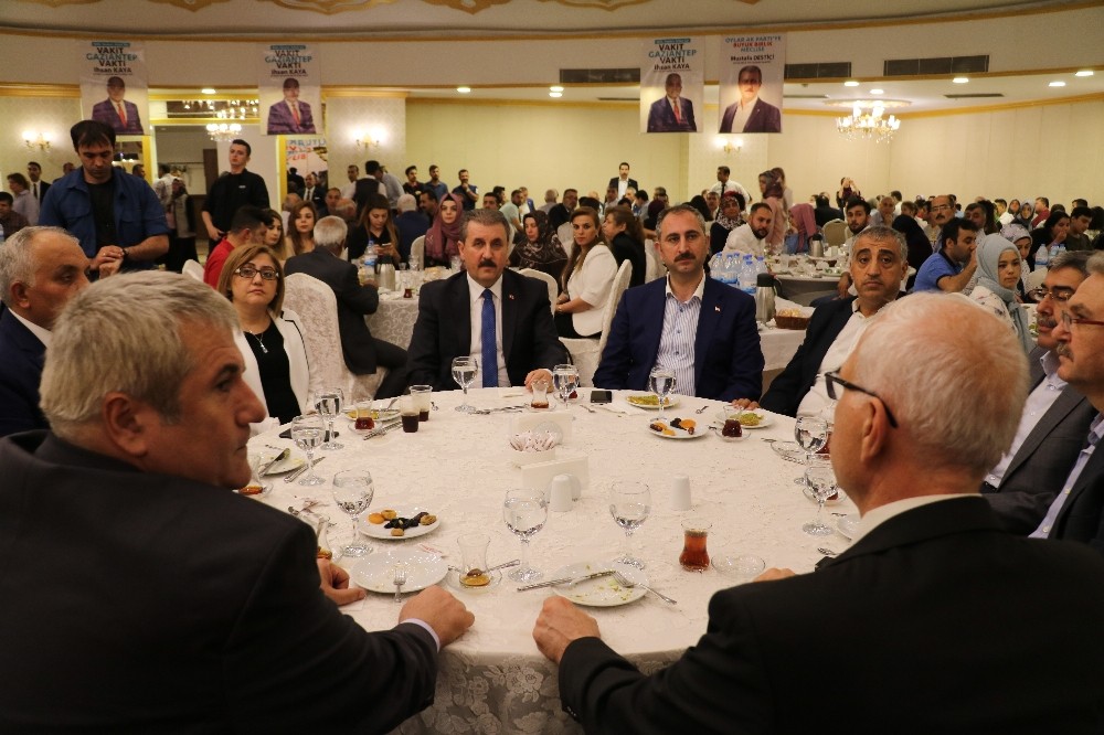 AK Partililer ve BBP’liler iftarda bir araya geldi