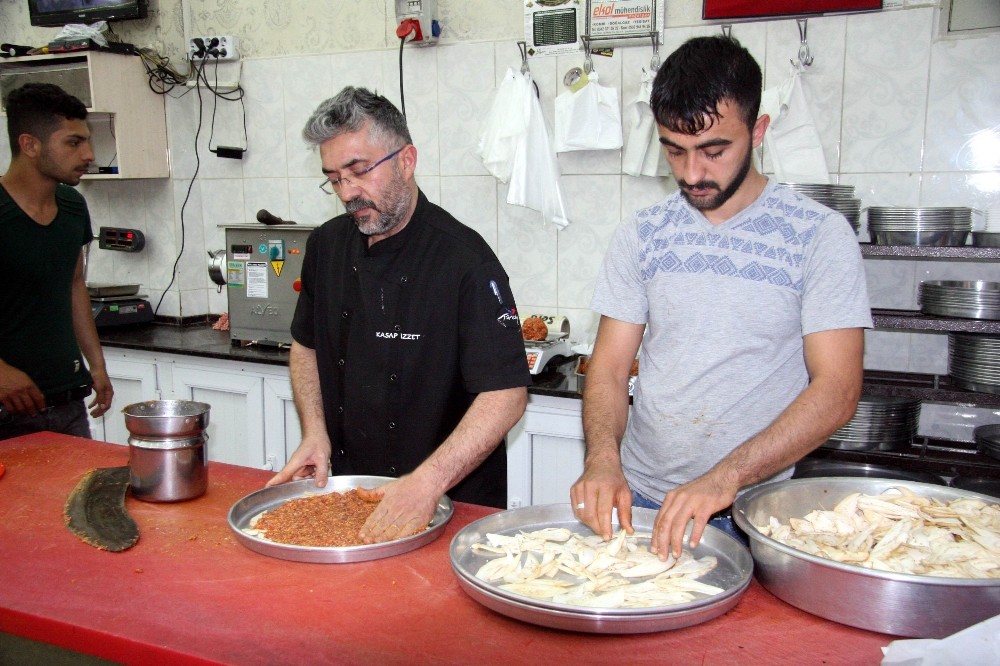 İftar sofralarında ’Kilis tava’ lezzeti