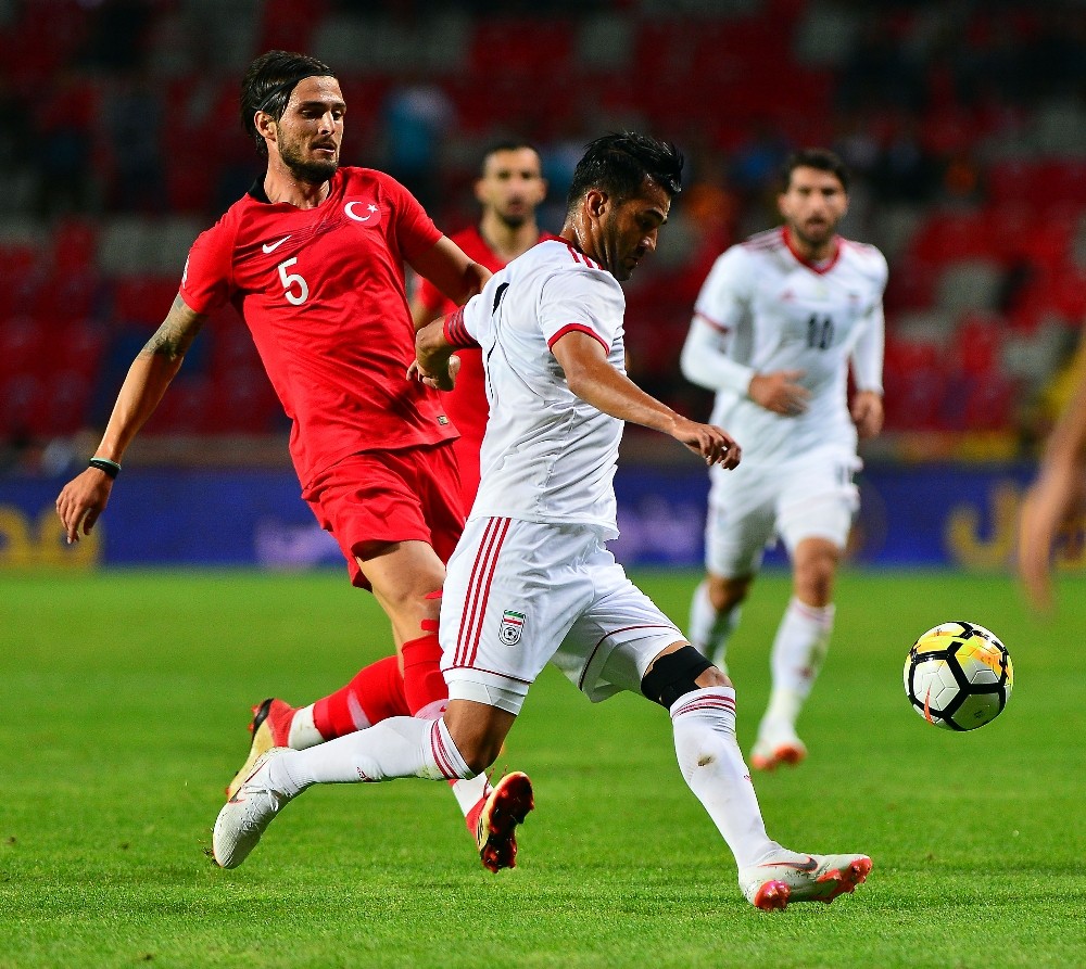 Hazırlık maçı: Türkiye: 1 - İran: 0 (İlk yarı)