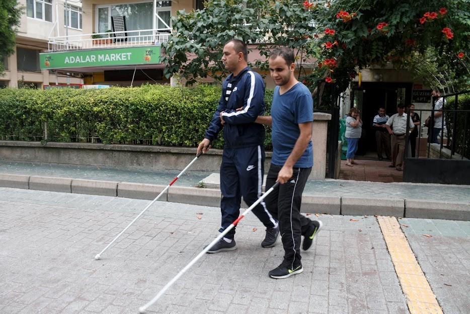 ″Sarı çizgiler″ yetersiz ve engellere dolu