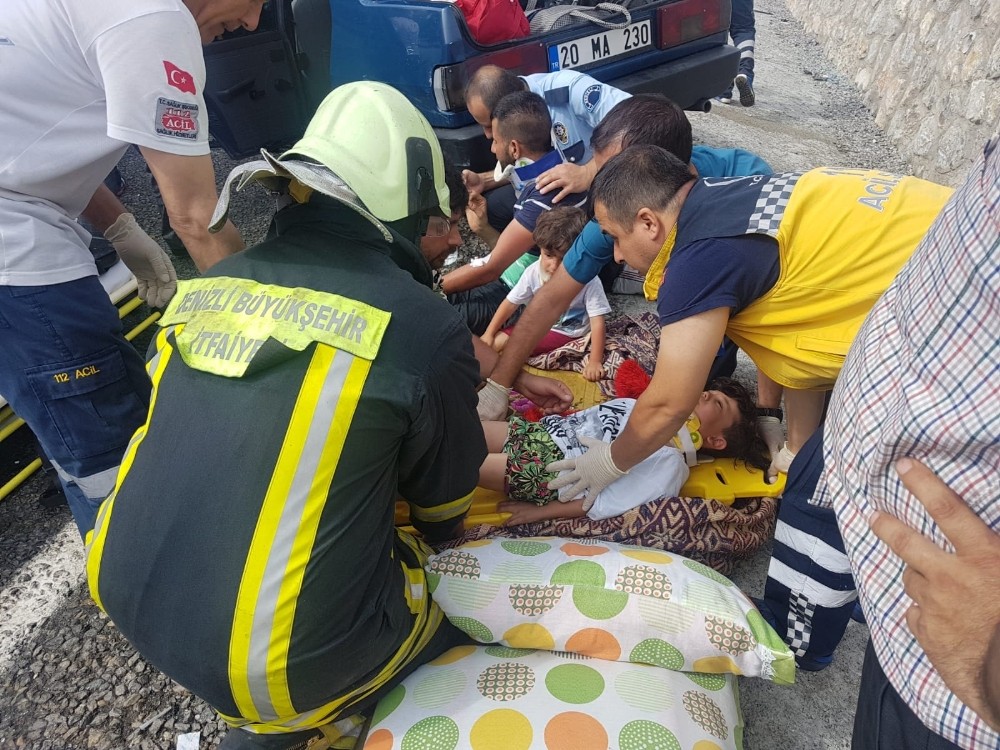 Denizli’de trafik kazası: 11 yaralı