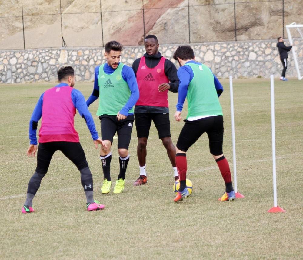 Evkur Yeni Malatyaspor’da Bursaspor maçı hazırlıkları başladı