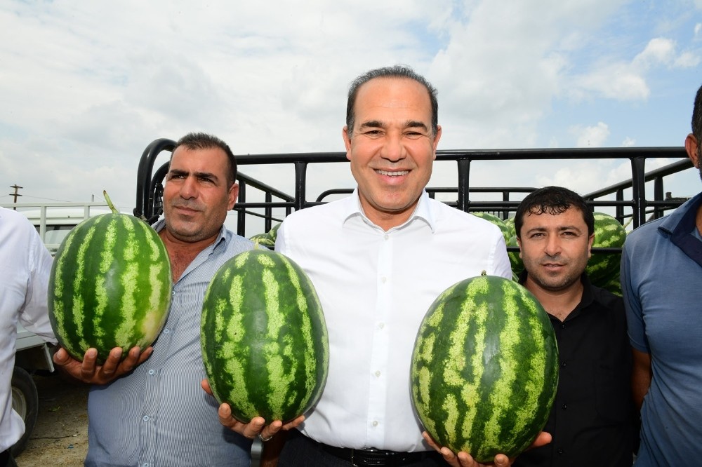 Karpuz üreticilerinden Başkan Sözlü’ye teşekkür