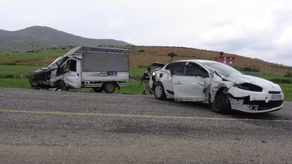 Gercüş’te trafik kazası: 4 yaralı