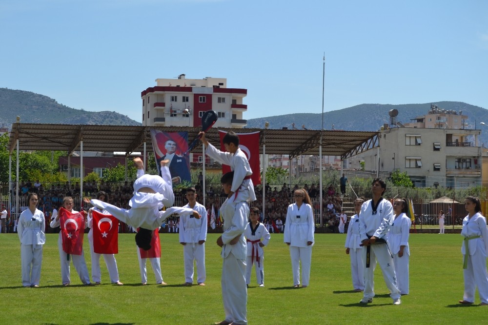 Kozan’da 19 Mayıs coşkusu