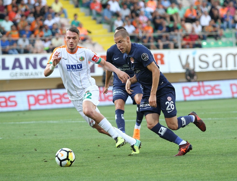 Spor Toto Süper Lig: Aytemiz Alanyaspor: 3 - Antalyaspor: 2 (Maç sonucu)