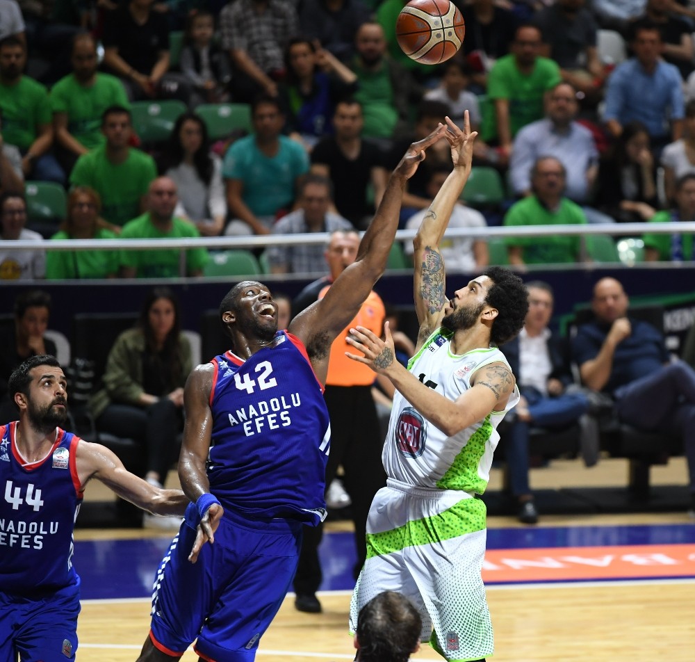 Tahincioğlu Basketbol Süper Ligi play-off: TOFAŞ: 89 - Anadolu Efes: 82