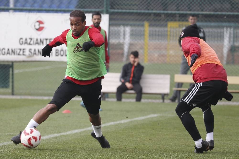 Gazişehir FK, Boluspor maçı hazırlıklarını tamamladı