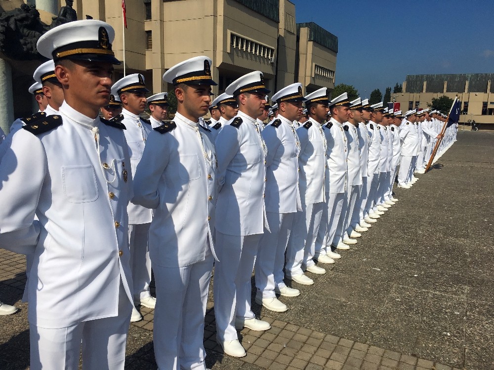 Milli Savunma Üniversitesi Deniz Harp Okulu öğrencilerinin açık deniz eğitimi başladı