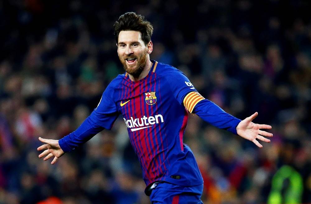 Lionel Messi, rekorlara doymuyor