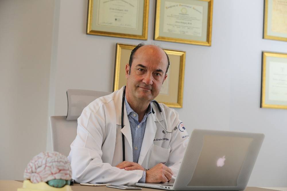 Beyin ve Sinir Cerrahisi Uzmanı Prof. Dr. Ersin Erdoğan: “Epilepsi nöbetinden cerrahi ile kurtulmak mümkün”